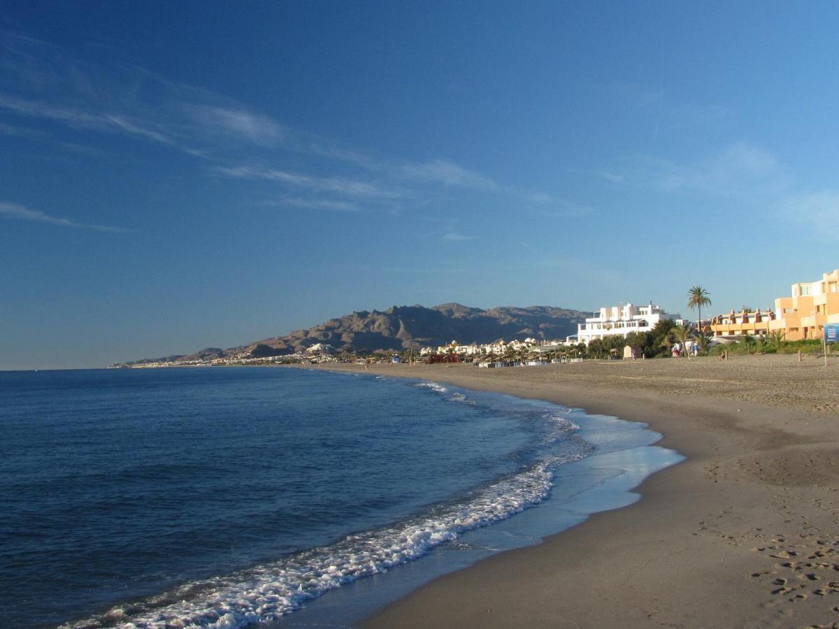 Apartamento En Primera Linea De Vera Playa Naturista! 외부 사진