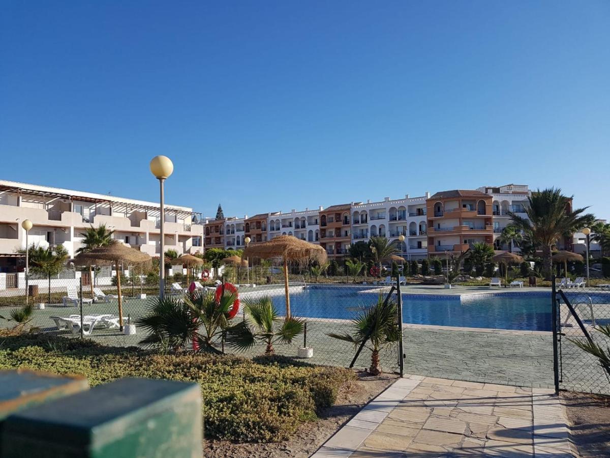 Apartamento En Primera Linea De Vera Playa Naturista! 외부 사진