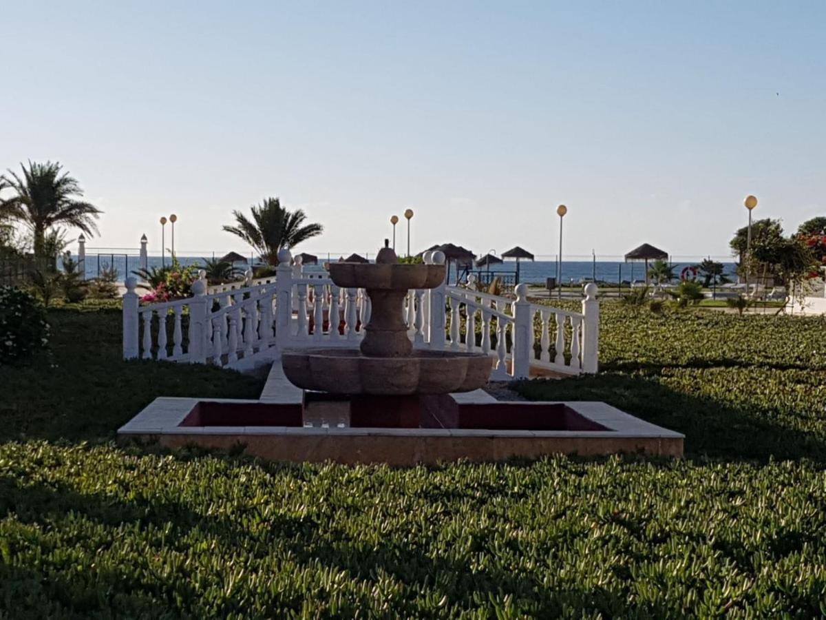 Apartamento En Primera Linea De Vera Playa Naturista! 외부 사진